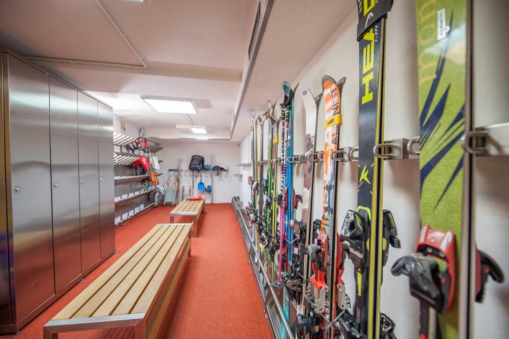 Quality Hosts Arlberg - Laerchenhof Appartement Sankt Anton am Arlberg Buitenkant foto