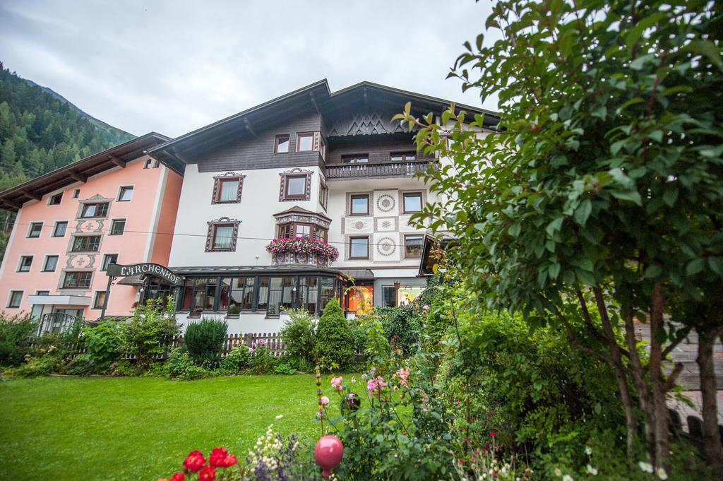 Quality Hosts Arlberg - Laerchenhof Appartement Sankt Anton am Arlberg Buitenkant foto