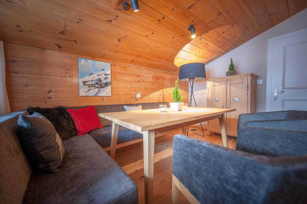 Quality Hosts Arlberg - Laerchenhof Appartement Sankt Anton am Arlberg Buitenkant foto