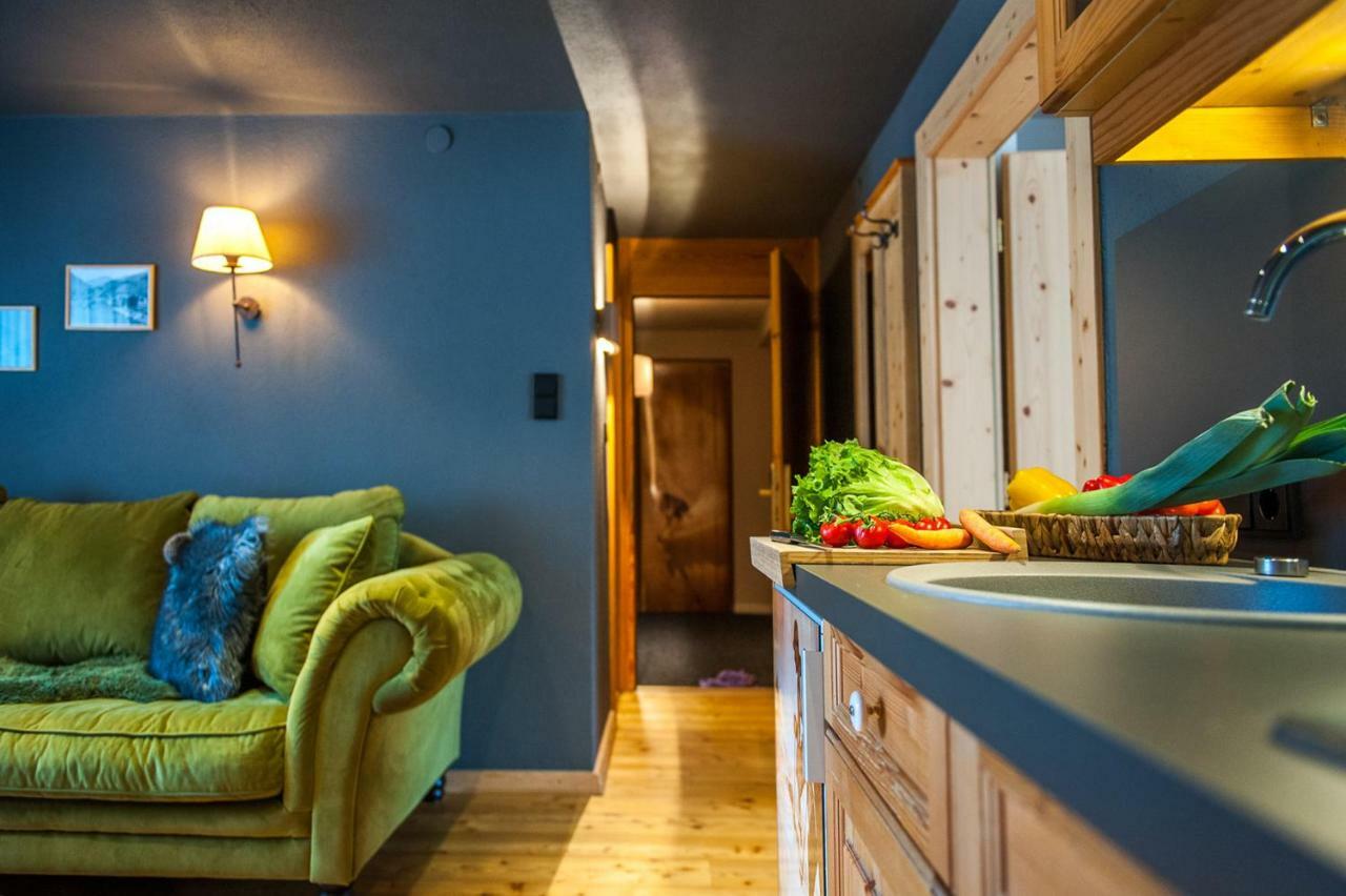 Quality Hosts Arlberg - Laerchenhof Appartement Sankt Anton am Arlberg Buitenkant foto