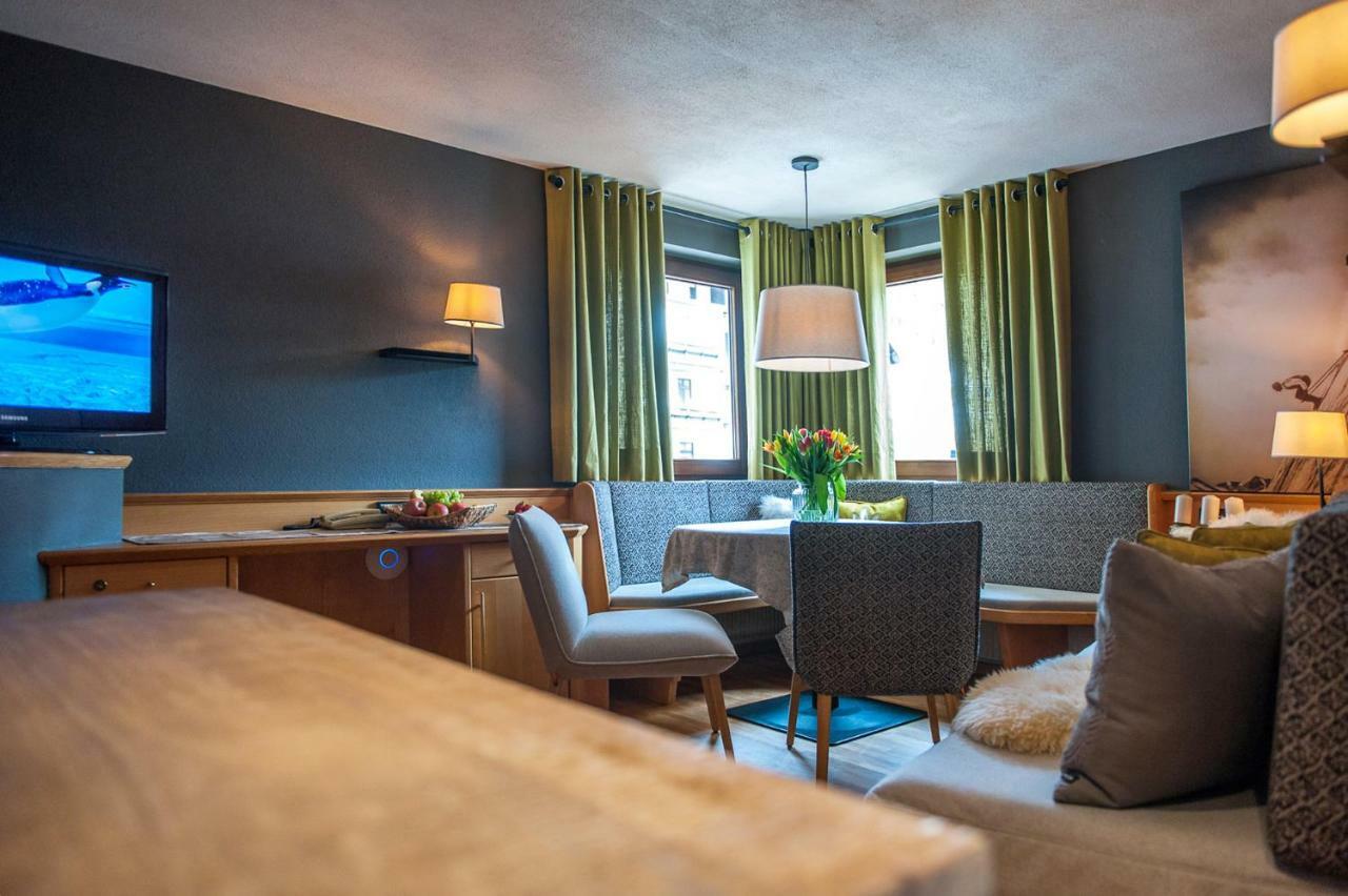 Quality Hosts Arlberg - Laerchenhof Appartement Sankt Anton am Arlberg Buitenkant foto