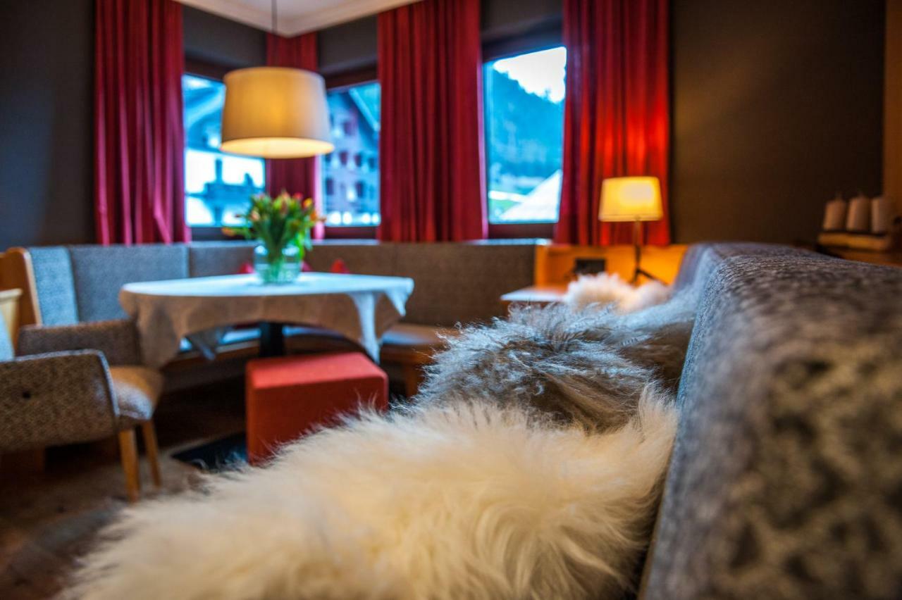 Quality Hosts Arlberg - Laerchenhof Appartement Sankt Anton am Arlberg Buitenkant foto